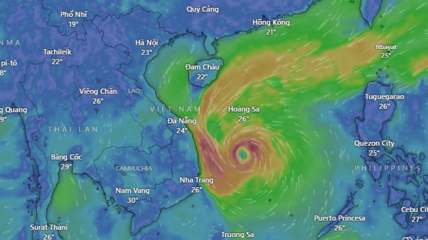 Bão số 15 giảm cường độ và di chuyển theo hướng Bắc trên Biển Đông