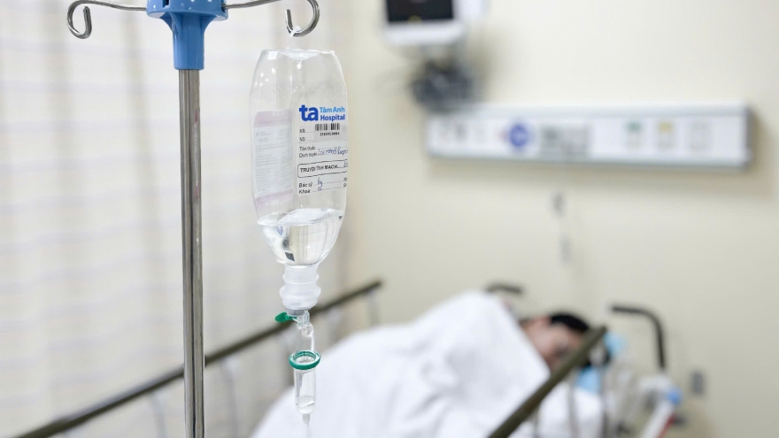 Vụ ngộ độc sau ăn bánh mì ở TP.HCM: Số ca nhập viện liên tiếp tăng