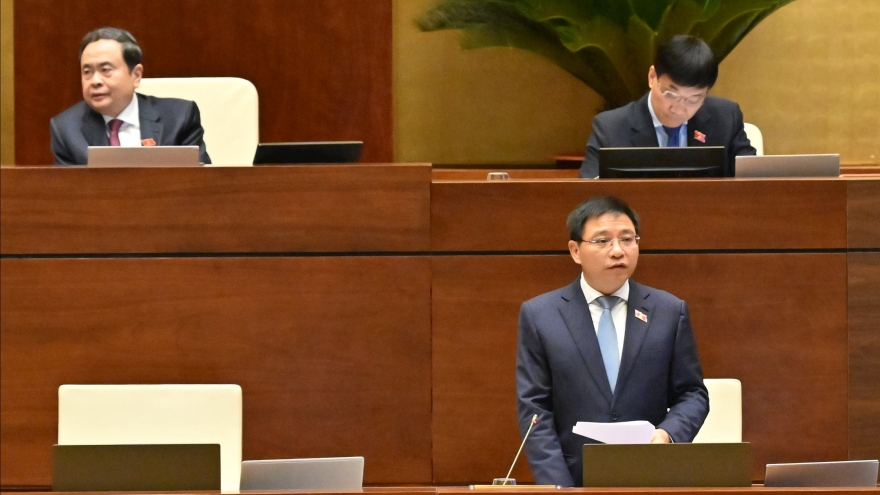 ĐBQH đề nghị cấm sản xuất, kinh doanh thuốc lá điện tử và thuốc lá nóng