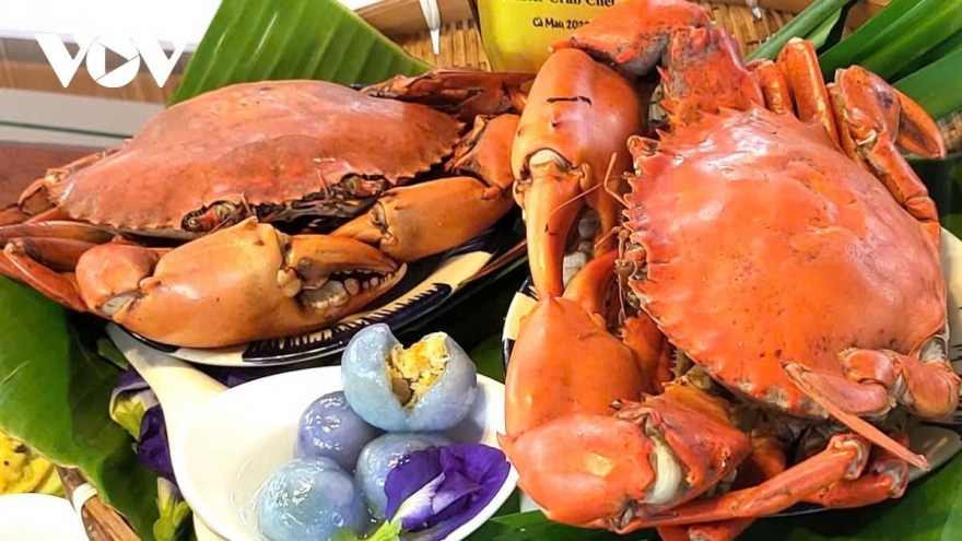 Crab based main dishes attract visitors at second Ca Mau crab festival