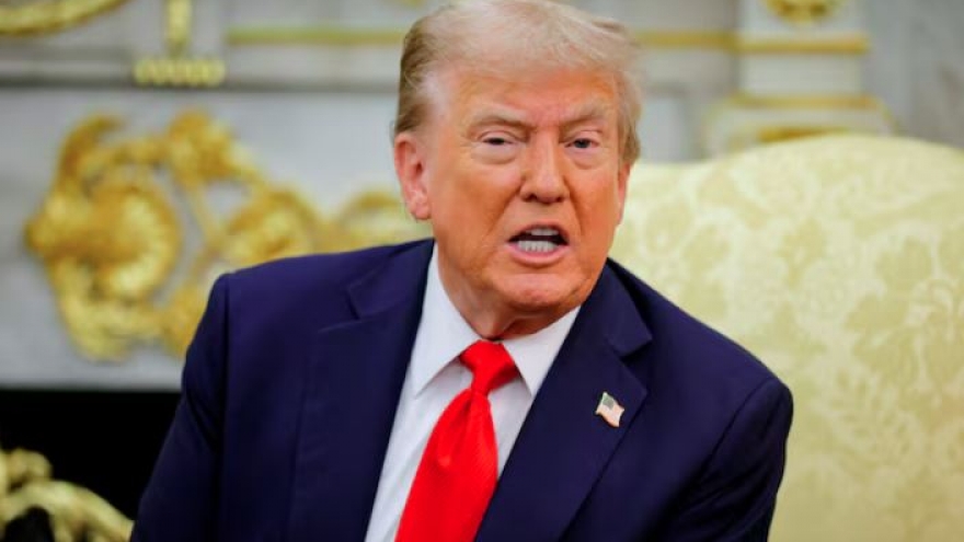 Ông Trump ký ban hành đạo luật tái cấp ngân sách, chấm dứt đóng cửa chính phủ