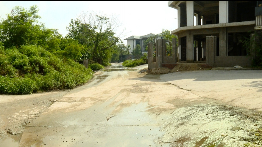 20 năm sống chật vật trong dự án treo