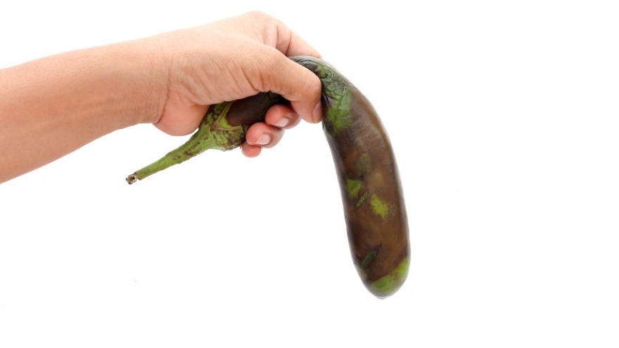 Cạnh dương vật nổi cục cứng: Khi nào cần đi khám và điều trị?