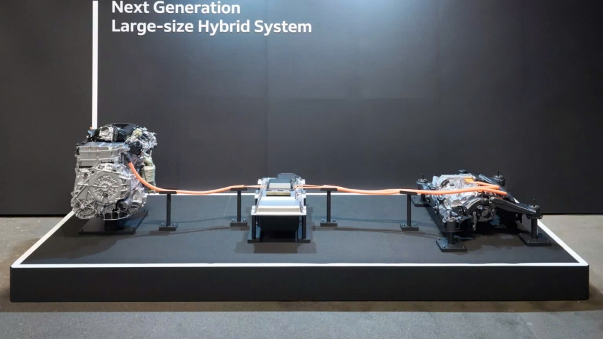 Honda phát triển động cơ hybrid V6 mới, tạm gác kế hoạch xe điện hoàn toàn