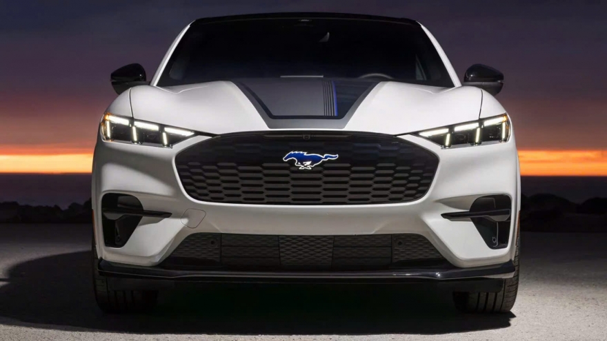 Vì sao EV đã qua sử dụng đang bán nhanh hơn xe xăng trong thị trường ô tô cũ?