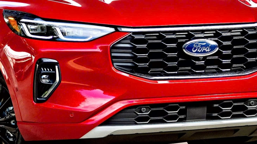 Ford triệu hồi hơn 20.000 PHEV vì rủi ro đoản mạch pin cao áp