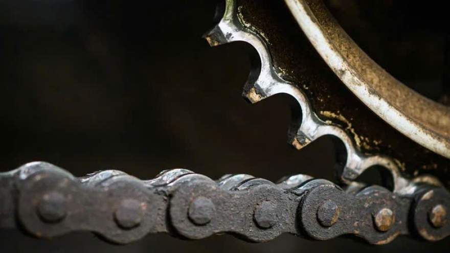 Dấu hiệu nhông xích xe máy cần thay mới