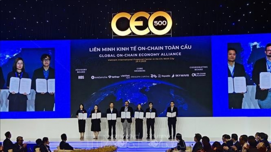 Global On-Chain Economy Alliance launched at Int'l Financial Centre in HCM City