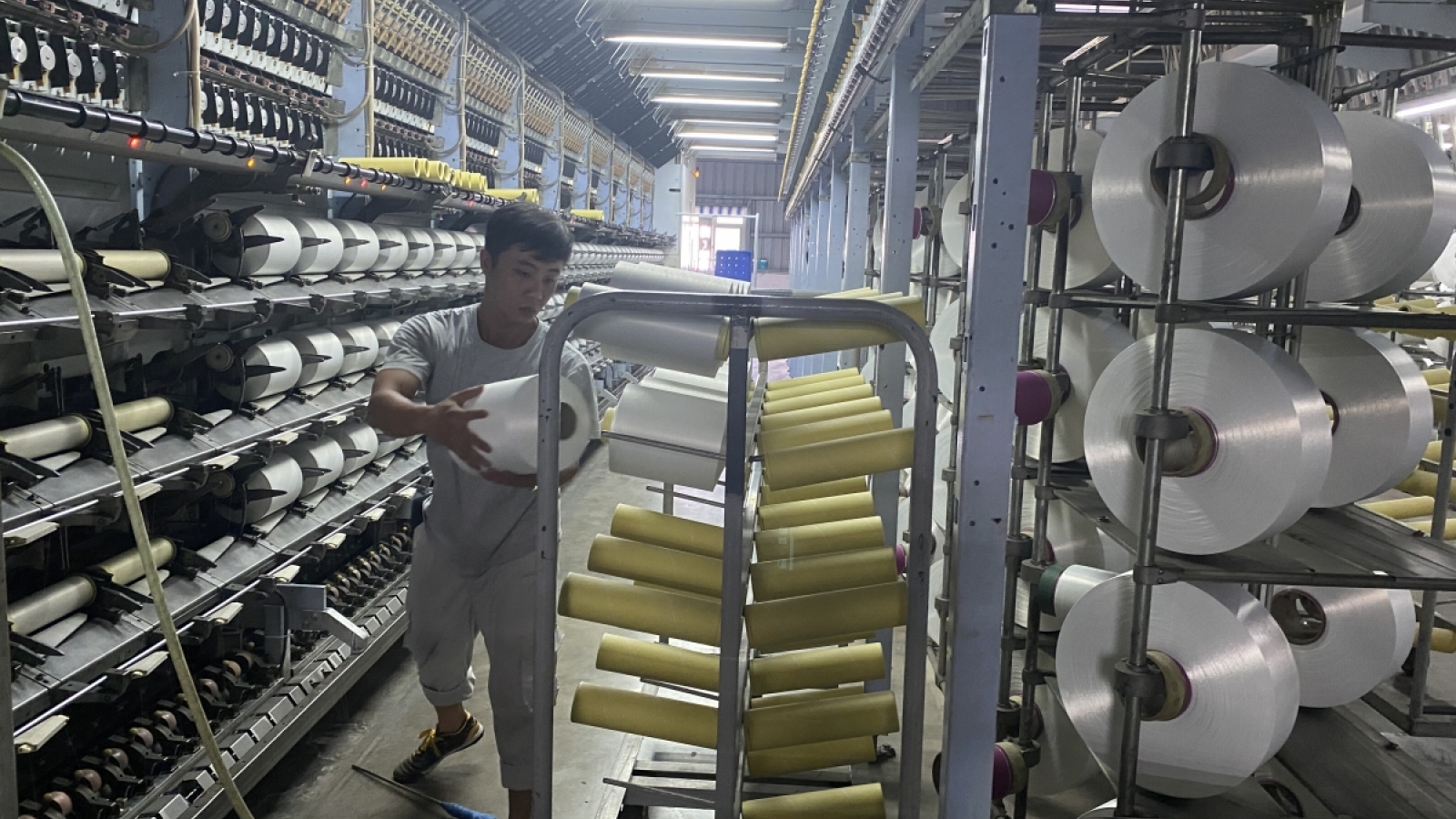 Góp ý văn kiện Đại hội XIV: Nền kinh tế đạt được nhiều kết quả quan trọng, nổi bật