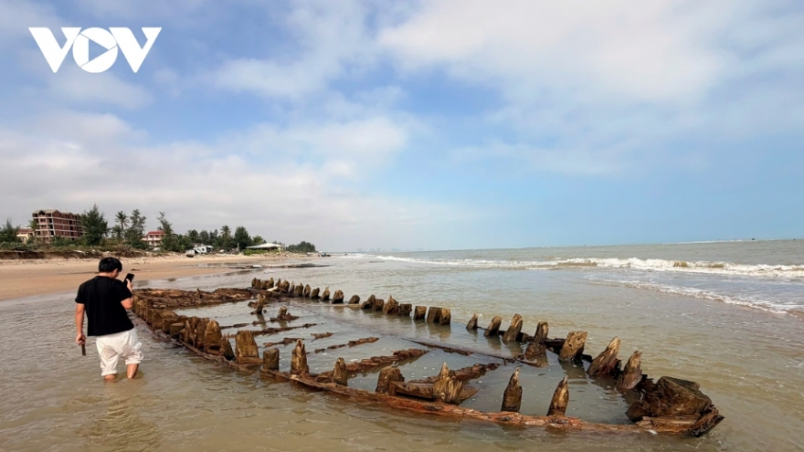 Ancient Hoi An shipwreck grabs global headlines