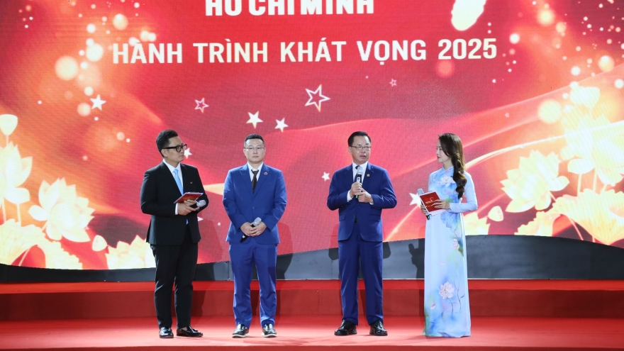 Giao lưu điển hình học tập và làm theo tư tưởng, đạo đức, phong cách Hồ Chí Minh