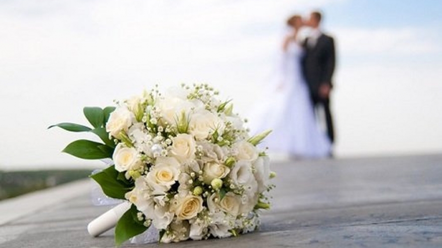 Tôi có nên kết hôn với người họ hàng xa của vợ cũ sau ly hôn?