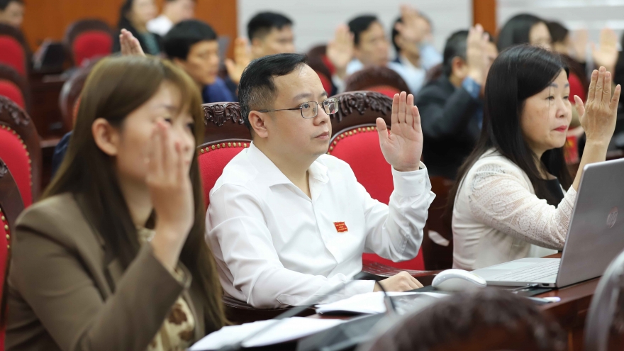 HĐND tỉnh Sơn La thông qua nhiều nội dung quan trọng, xem xét công tác nhân sự