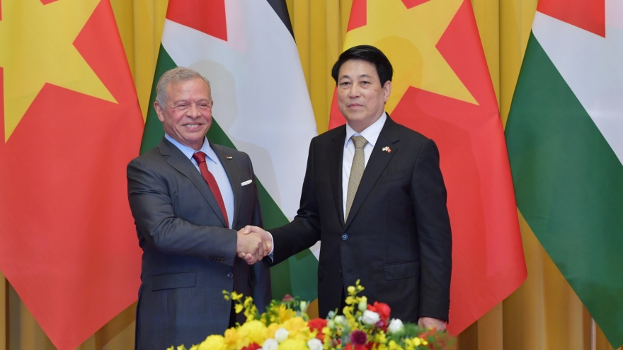 Lễ đón trọng thể Quốc vương Jordan lần đầu thăm chính thức Việt Nam