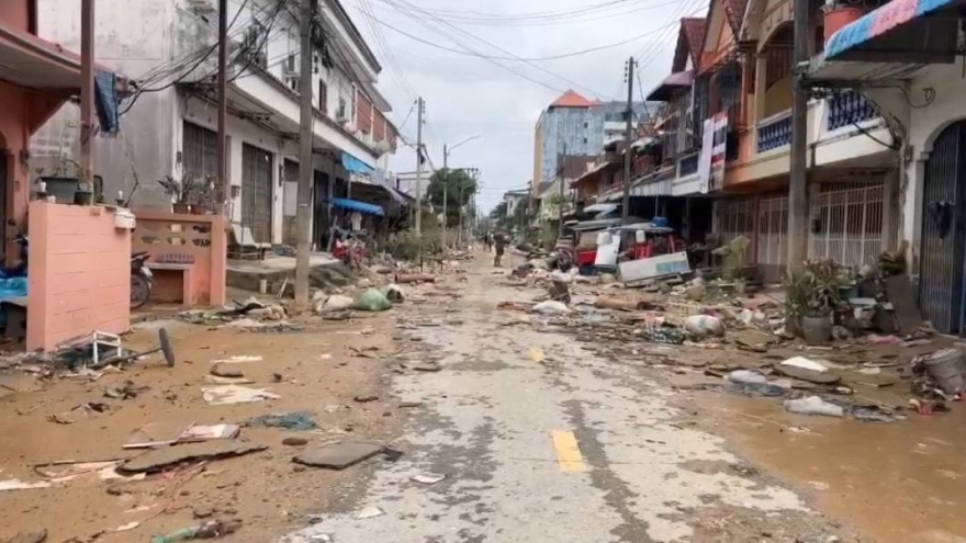 Thương vong do lũ lụt tăng mạnh, chính phủ Thái Lan tăng tốc cứu trợ