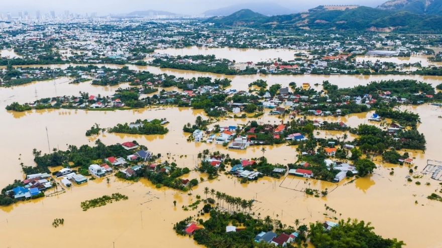 Khẩn trương hỗ trợ người nộp thuế bị thiệt hại do bão lũ