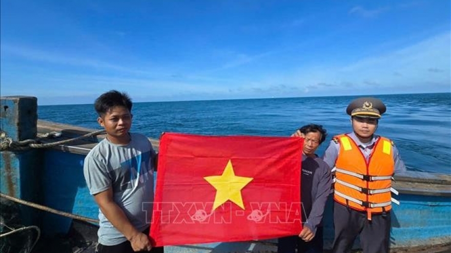 Da Nang’s fisheries surveillance squadron spares no effort to tackle IUU fishing