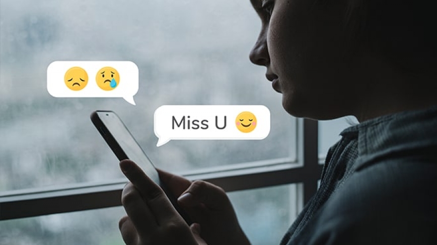 Sang chấn tâm lý vì đọc những dòng tin nhắn của chồng với người cũ