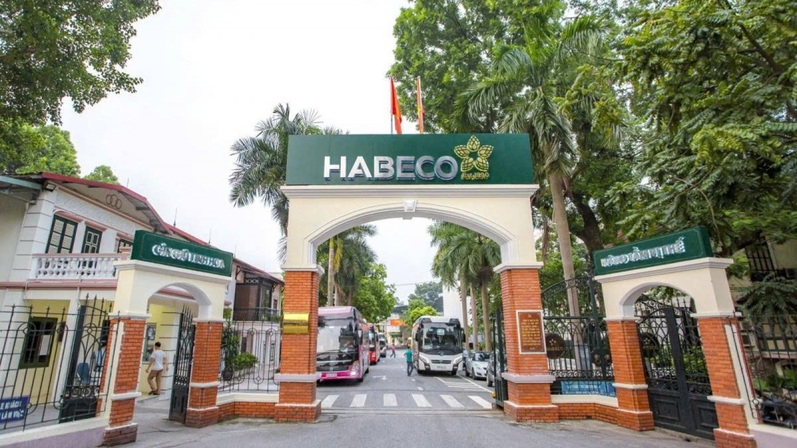 Hà Nội: 42 cơ sở sản xuất công nghiệp và 15 trụ sở cơ quan, đơn vị phải di dời