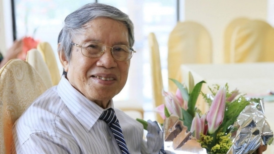 NSƯT Kiều Hưng – Tiếng hát “Tình ca” vang vọng nửa thế kỷ qua đời ở tuổi 88