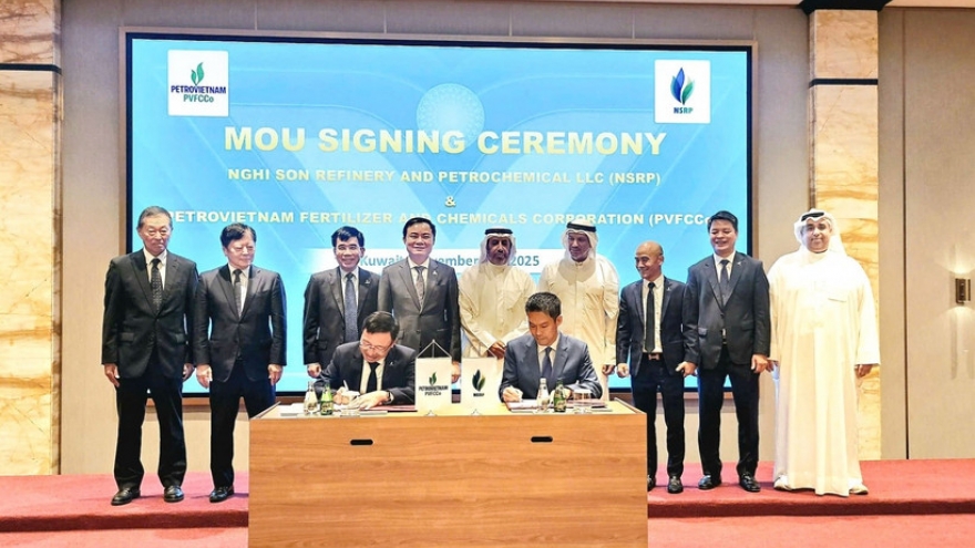 Petrovietnam’s chemical arm, oil refinery joint venture seal deal in Kuwait