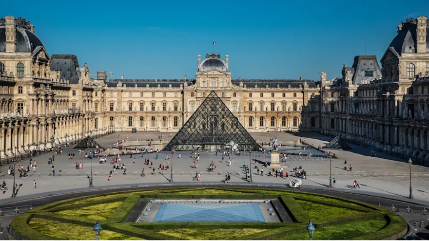 Bảo tàng Louvre tăng 45% giá vé thăm quan từ tháng 1/2026