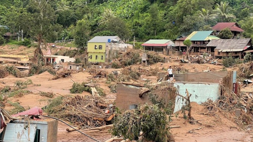 Nghe An province receives international aid for households hit by Storm Wipha