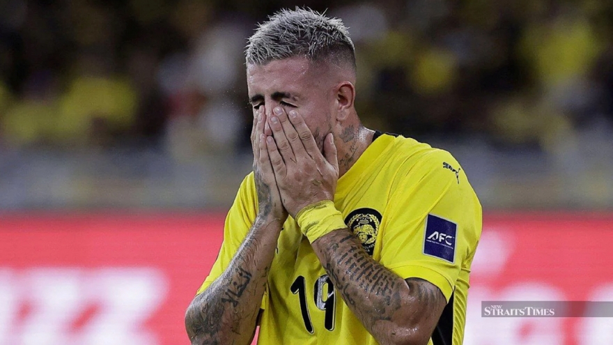 Cầu thủ nhập tịch Malaysia thứ hai bị chấm dứt hợp đồng