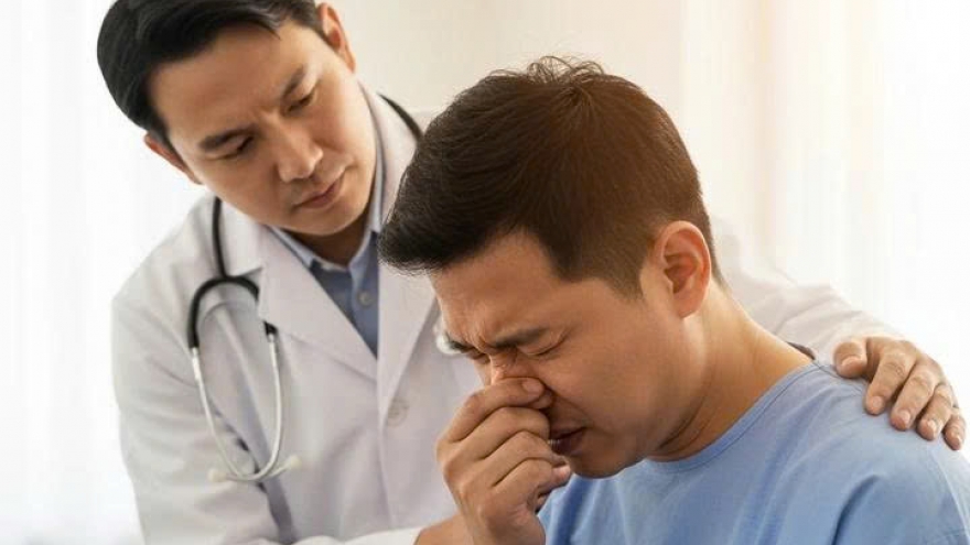 Người đàn ông nguy kịch sau vài ngày sổ mũi