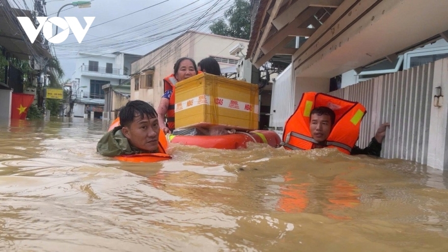 Phó Thủ tướng yêu cầu đánh giá nguyên nhân lũ quét, sạt lở sau đợt mưa lũ lịch sử