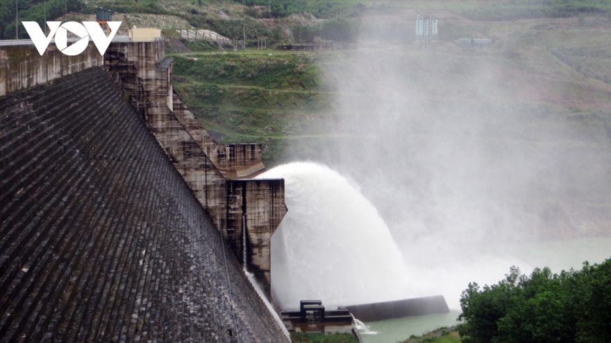 Đề nghị làm rõ trách nhiệm việc xả lũ của đơn vị vận hành thủy điện