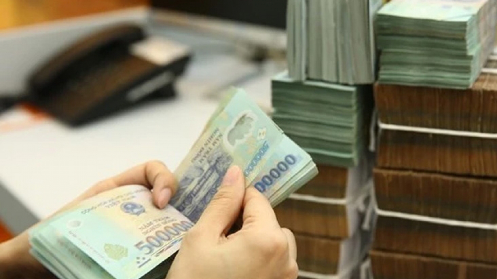 Hà Nội đề nghị chi thu nhập tăng thêm gần 2.000 tỷ đồng