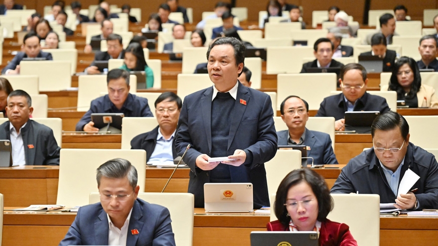 Thuế hộ kinh doanh trên 200 triệu/năm: Tiểu thương lo lắng, ĐBQH đề xuất 1,5 tỷ