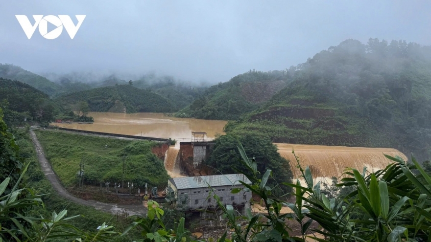 Lo ngại nhiều hồ chứa vận hành riêng, chưa có phương án ứng phó khẩn cấp