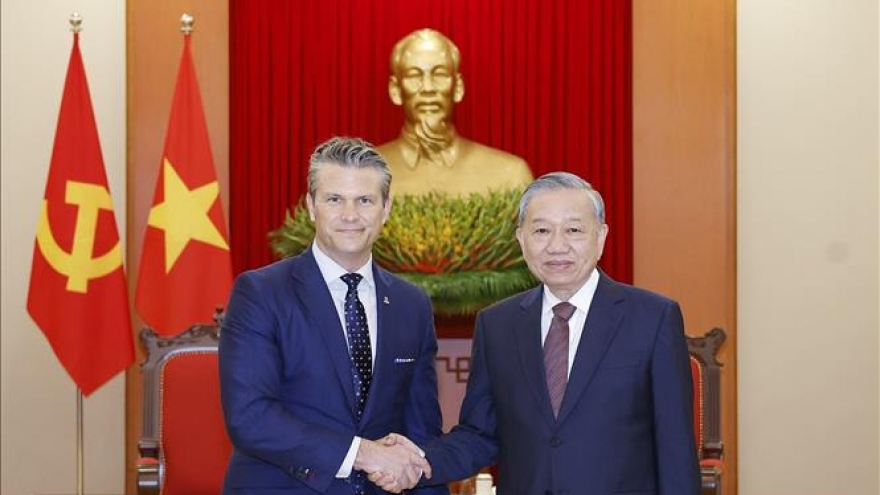Tổng Bí thư Tô Lâm tiếp Bộ trưởng Bộ Chiến tranh Hoa Kỳ Pete Hegseth