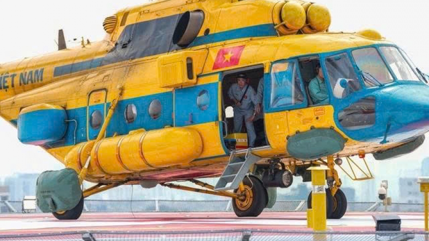 Bộ Quốc phòng điều máy bay trực thăng cứu trợ vùng lũ Khánh Hòa, Đắk Lắk