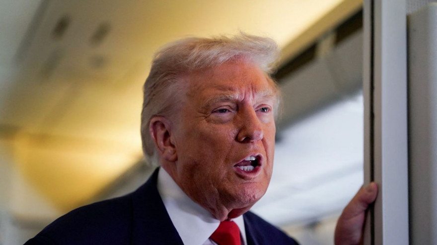 Ông Trump cảnh báo Mỹ sẽ bắt đầu tấn công trên bộ nhằm vào tội phạm ma túy