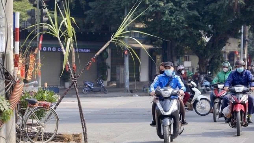 Thời tiết hôm nay 14/11: Miền Bắc trời nắng, đêm và sáng rét, Nam Bộ có mưa rào