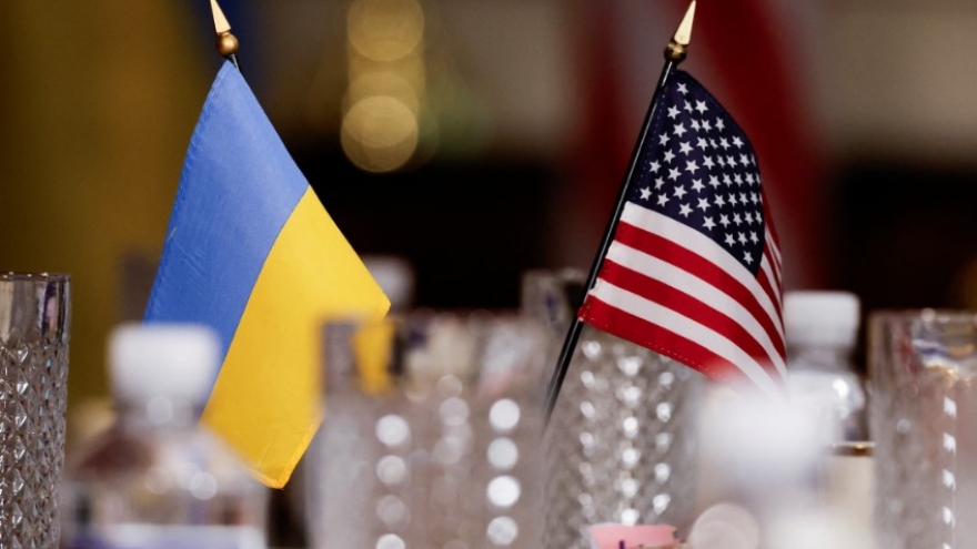 Phái đoàn Ukraine sang Mỹ đàm phán hoàn tất thỏa thuận chấm dứt xung đột với Nga