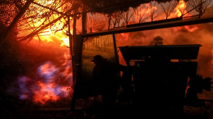 Toàn cảnh quốc tế trưa 20/11: Nga nã siêu bom 3 tấn, đánh sập căn cứ của Ukraine