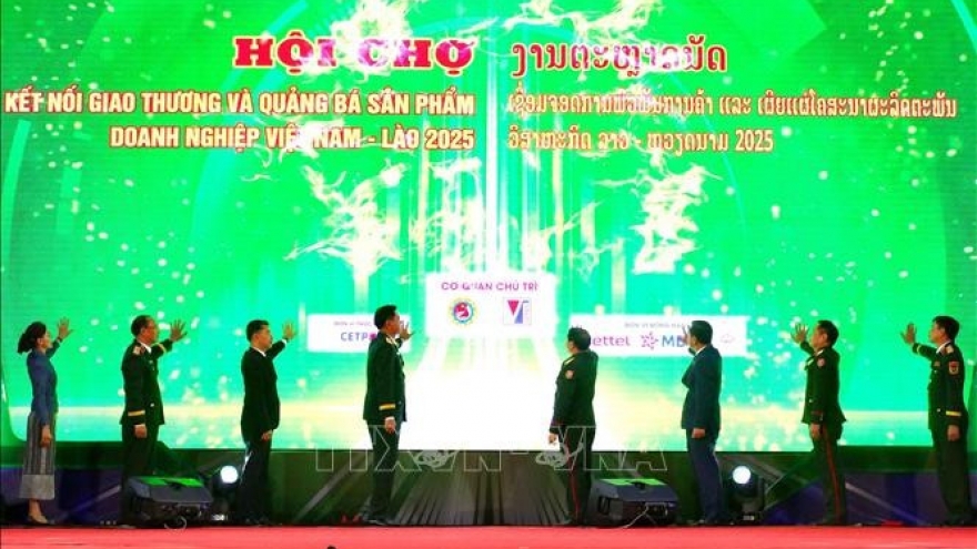 Vietnam–Laos trade fair opens up new opportunities for cooperation