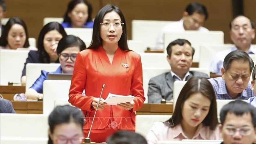 Lawmakers discuss regulations to protect children on e-commerce platforms