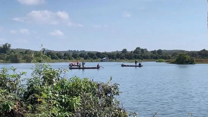 Chưa tìm thấy người đàn ông mất tích sau vụ lật thuyền trên hồ Thác Mơ ở Đồng Nai