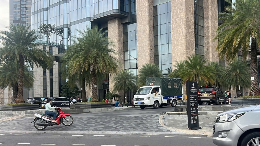 Phát hiện thi thể người đàn ông trong túi ở sảnh chung cư cao tầng