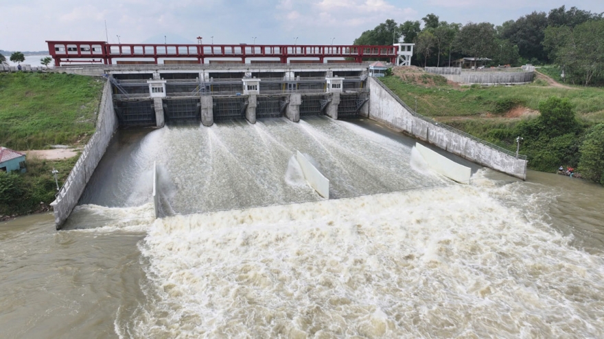 Hồ Dầu Tiếng xả tràn mức tối đa, khu dân cư ven sông Sài Gòn ở ngưỡng an toàn
