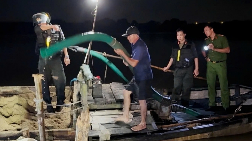 Bóc gỡ đường dây khai thác cát lậu trên sông Trà Khúc, Quảng Ngãi