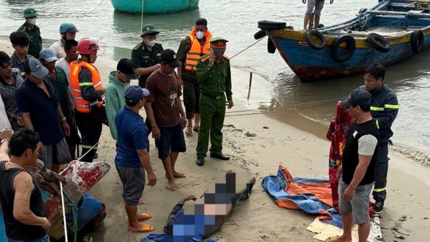 Tìm thấy thi thể ngư dân mất tích tại khu vực cửa biển Liên Hương
