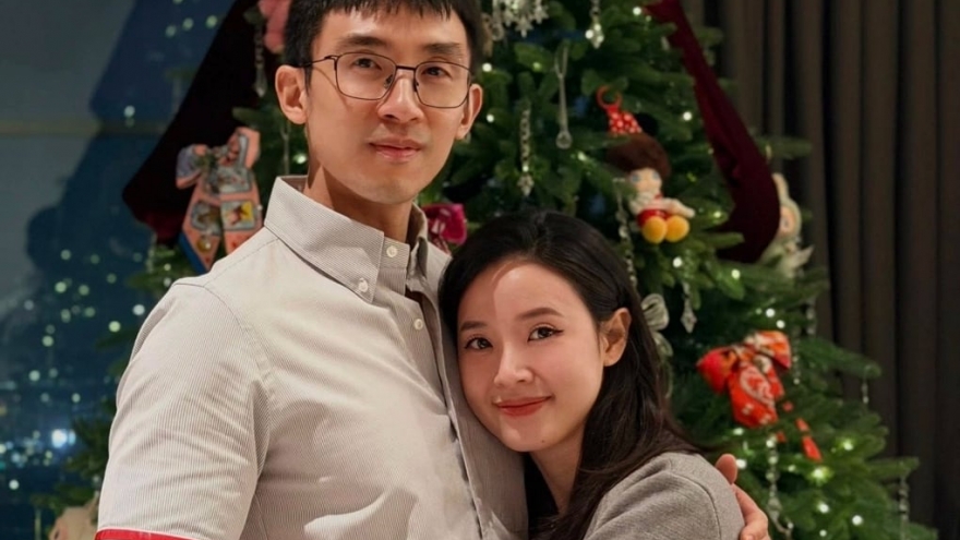 Sao Việt 27/12: Midu đón Giáng sinh ngọt ngào bên chồng doanh nhân