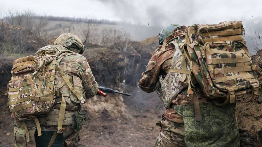 Lực lượng “không mang nhãn NATO” ở Ukraine: Châu Âu đang toan tính điều gì?