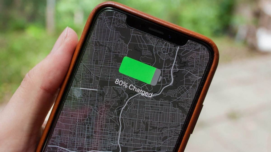 Giữ pin iPhone ở mức giới hạn sạc 80% có giúp kéo dài tuổi thọ pin?